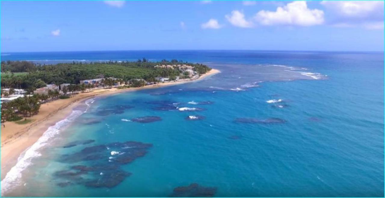 Breezy Beachfront Property With View Of Paradise Luquillo Exteriör bild